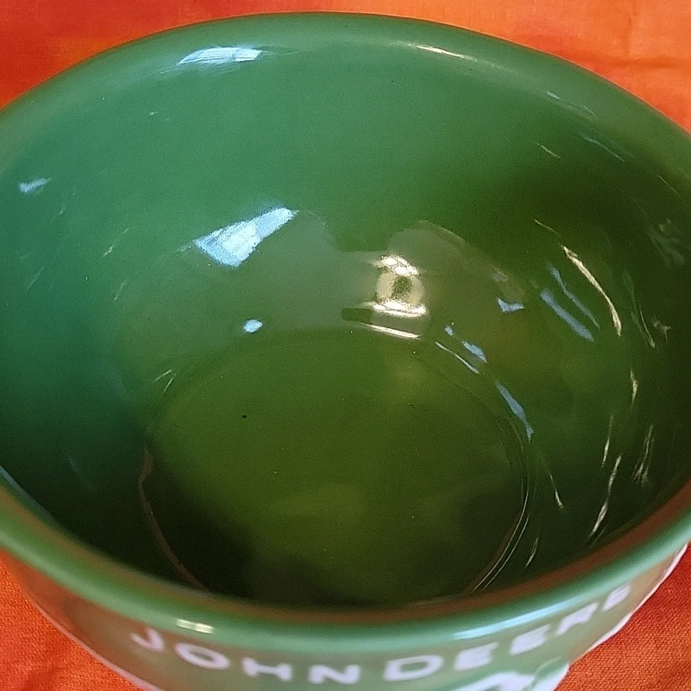 John Deere Bowl 6